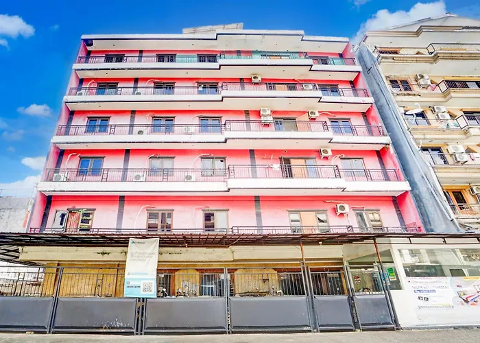 Hotel O Petraya Residence Near City Of Tomorrow Mall Surabaya